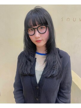 スニュウ(snuw) 【snuw mina】レイヤーカット/顔まわりカット/透明感カラー/伏見