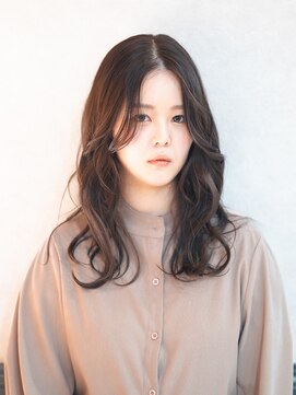 ムクヘアー(muk hair) くびれウェーブロング×モーブグレージュ
