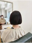 癖毛でもアイロンなしで。大人女性のボブスタイル