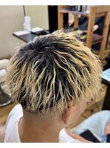 ブリーチ毛×ツイストスパイラルパーマ