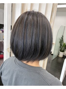 ミーツ 山内店(mits) ブルーハイライト