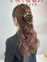 トリッカ シブヤ(TRICCA SHIBUYA)&nbsp;ハーフアップお団子/ハーフアップ/お呼ばれヘア/結婚式/