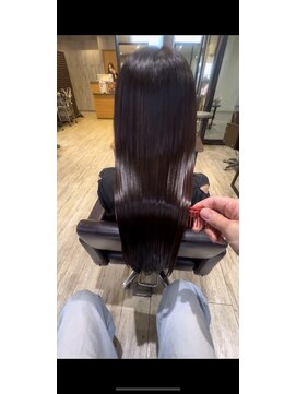 酸性縮毛矯正／髪質改善/酸熱トリートメント