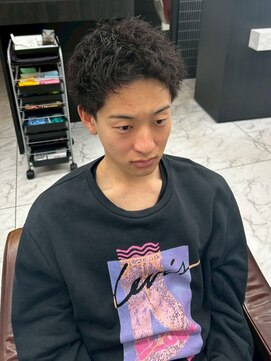 ソレイユ バイ アルフレッド(SOLEIL by alfRed) ピンパーマ メンズ 黒髪 束感 ナチュラル 無造作 ラフ