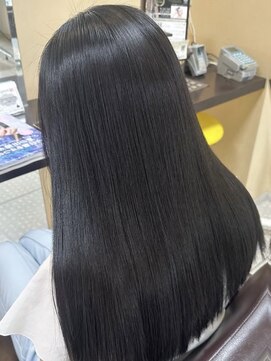 ショートヘア ハーフアンドハーフ(HALF AND HALF) ストレート