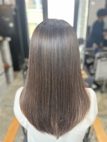 カットワークススリックバイフェローズ(CUT WORKS SLICK by fellows)&nbsp;広がりを抑える髪質改善ストレート×艶髪