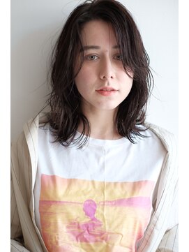 ヘアーアンドメイク シーク 八王子(HAIR&MAKE SeeK) ミディアム 毛先だけパーマ