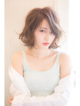 バディー ブラウン(BUDDY BROWN) 大人可愛いエアリーボブ