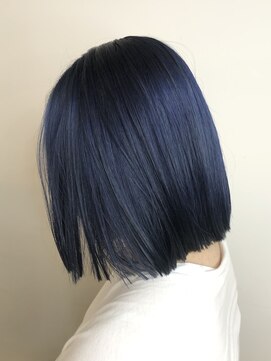 シアン(CYAN) 【韓国ヘア/ブルーヘア×ぷつっとボブ】中野 れお
