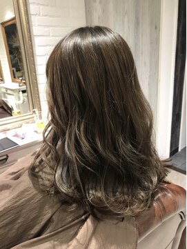 レナトゥス ヘアー オブ ネイル(Renatus Hair of Nail) 透明感カラー