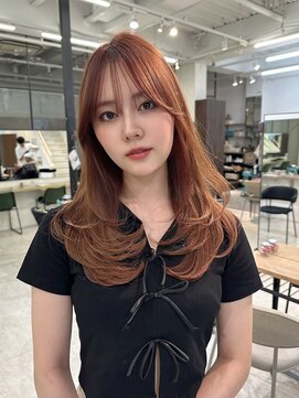 ビュー トウキョウ(VIEW TOKYO) レイヤーカット/オレンジブラウン/ハイレイヤー/顔周りレイヤー