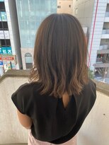 ネウィ 川崎(newi)&nbsp;丸型卵形切りっぱなしボブエアリーロング美髪ピンクブラウン川崎