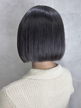 ルノン シェリー(LUNON cheliy) グレージュ/ブリーチ/平行ボブ