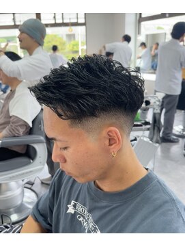 ワンシザース(ONE SCISSORS) 直毛 短髪の方にオススメ! アイロンパーマ 濡れパン