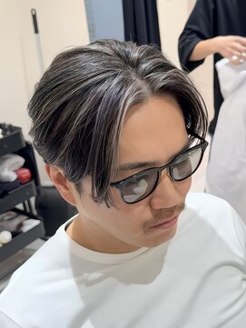 バース 梅田中崎町店(BIRTH) 50代40代白髪ぼかしシルバーメッシュバレイヤージュ