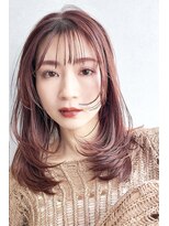 レーヴバイフィガロ(REVE by FIGARO)&nbsp;2025 シアーピンクの抜け感レイヤーミディ