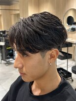 レボ 片町店(Revo) くせ毛を活かした毛流れスタイル