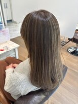 ミリア 茅ヶ崎店(Mirea) 白髪ぼかしハイライトカラー