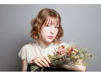 パレット(PALETTE)の写真/お洒落を楽しみたい大人女性必見！気になる白髪もしっかりカバーしながら、艶のある美しい仕上がりに☆