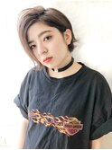 アッシュベージュグラデショートレイヤースタイル