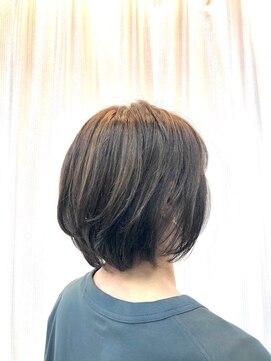 クオリス 上福岡店(QUALIS) ハイライト/グレージュ/グラボブ/ショートボブ/30代40代/小顔