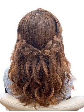 クレア(Crea) およばれヘアアレンジ結婚式 パーティー 編み込みハーフアップ