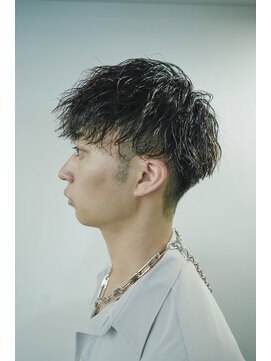 クロムトウキョウ ザ バーバー ネオン 新宿店(CHROM TOKYO the Barber ne/on) ツイストスパイラルパーマ