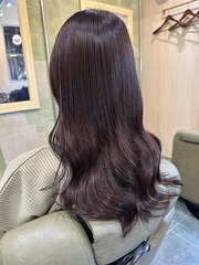 韓国風巻き髪　ブラウンアッシュカラー