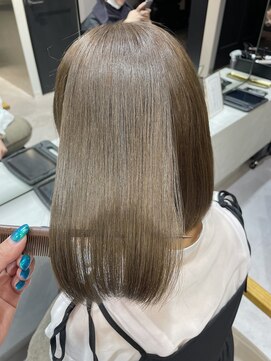 ハッチ(HACCH) #韓国#暗髪#艶髪《グレージュ》*立川*立川駅*立川南口