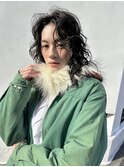 黒髪ロングレイヤーパーマ