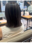 ストレートボブ　デザインカラー