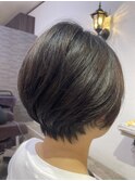 襟足スッキリショートボブ