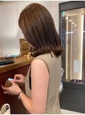 外ハネミディ ブラウンベージュ 髪質改善カラー 20代30代