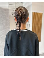 ムーン バイ ケンジ(moon by KENJE)&nbsp;【hinari】#カチモリヘア #ポニーテールアレンジ