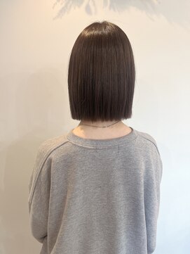 エイン(eine) ボブ/大人かわいい／小顔ひし形/髪質改善／レイヤー20代30代40代