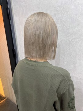 エイム(AiM) ホワイトベージュ