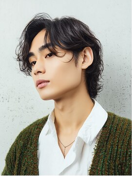 ヘア アトリエ ヴィヴァーチェ(hair atelier Vivace) スパイラルパーマツイストパーマツーブロックセンターパート