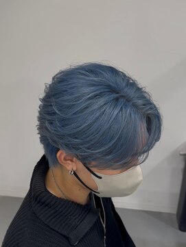ボルド(Bordo) 【すすきの/艶髪】アイスブルー×メンズカット｜周囲と差がつく