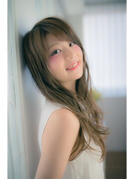 アローナ(ARONA) さりげないけど新しい…好感度UP抜け感ロング