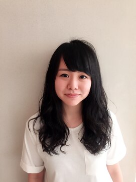 ロンド 銀座(Lond) 黒髪でもふんわり柔らかカールスタイル☆ 担当 川上功介