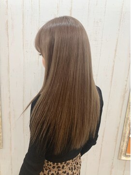 オアフ(Oahu) ミルクティーベージュ×ロング