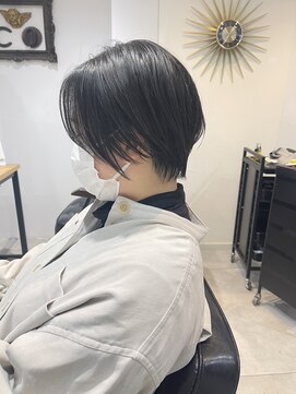 ステラ(stella) 丸みショート