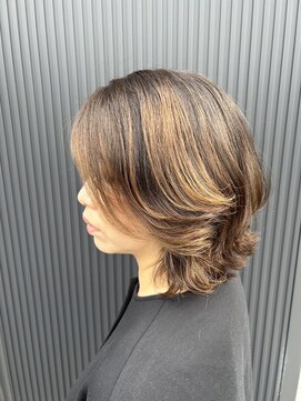 イロハ(I RO HA) 外はねボブ