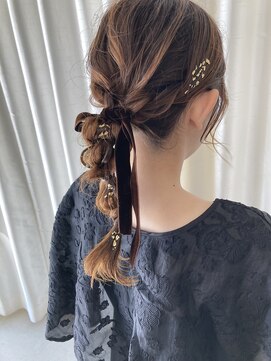ユニコヘア(unico hair) ゆるい編みおろしヘアアレンジ