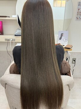 トゥーリ 春日店(tuuli) 【tuuli 福岡　春日市】大人かわいい美髪☆髪質改善　縮毛矯正