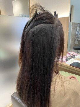 ウイバイファースト(u'i by first) ツヤッツヤストレートスタイル