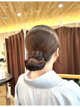 アーチバイケンジ(arch by kenje) 卒業式ヘアアレンジ