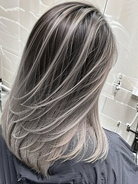 サンティエ(scintiller) ブリーチ/ダブルカラー/グラデーションカラー/インナーカラー