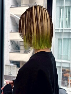 ギークス(GEEKS) 【GEEKS渋谷】ライム/アンブレラカラー/レイヤーボブ/伸ばしかけ