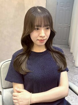 ジーナ 天神(Zina) 韓国ヘア/レイヤーカット/顔周りカット/グレージュカラー